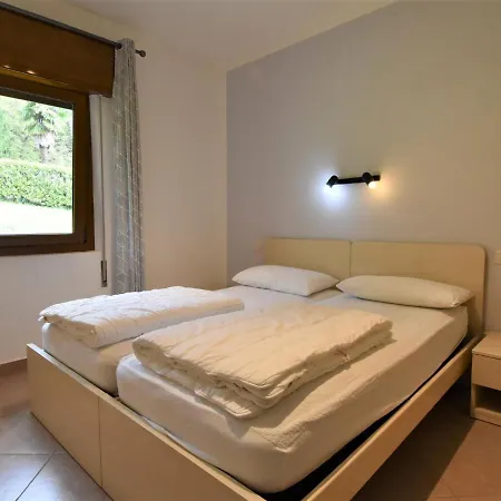 Vesta By Interhome * Crone